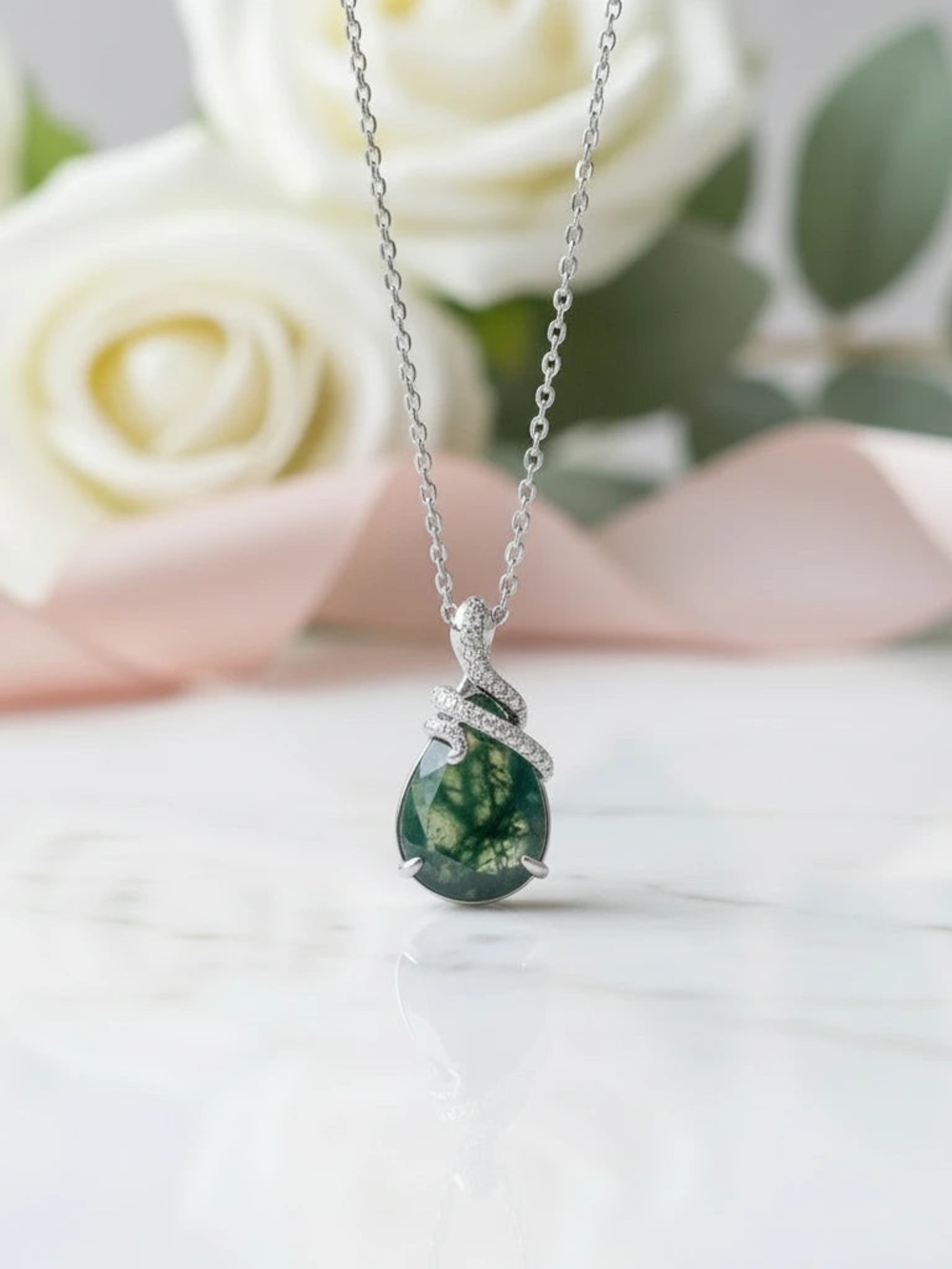 Green Teardrop Moss Agate Pendant Necklace Sterling Silver Snake Crystal Jewelry